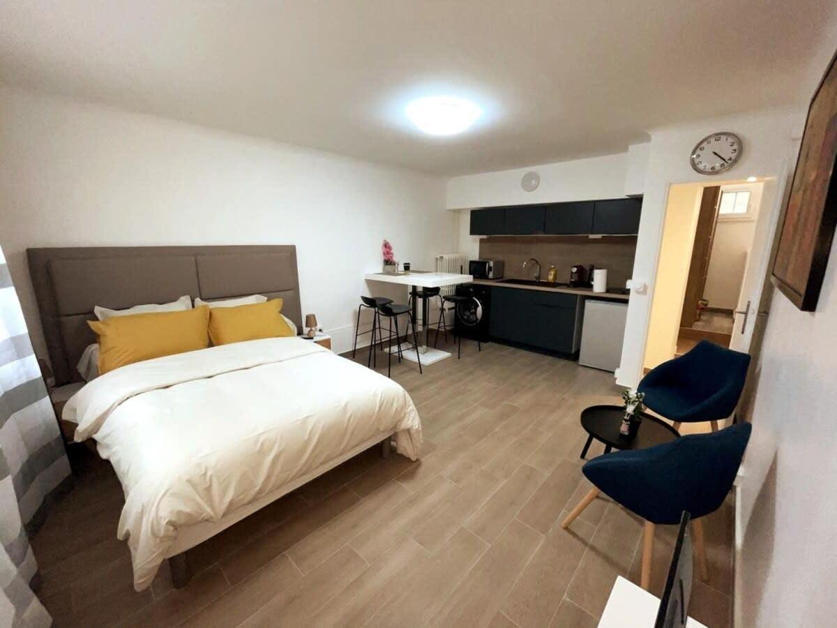 Sejour A Melun Appart'Hotel De La Mediatheque Exteriör bild